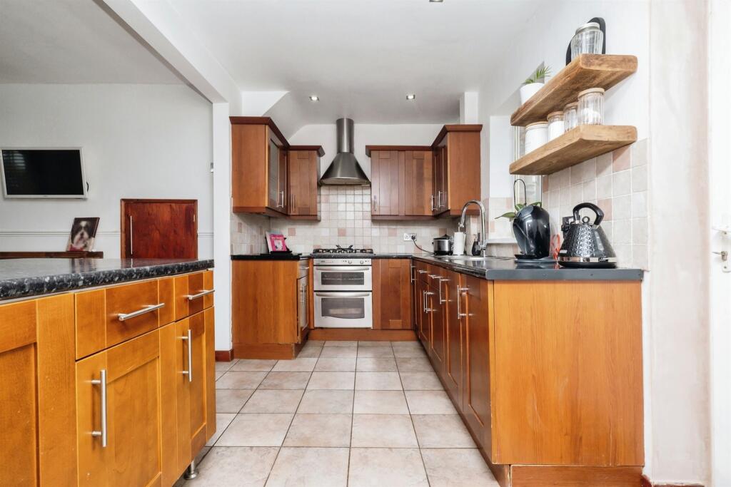 House in Birmingham, Newton - View 2