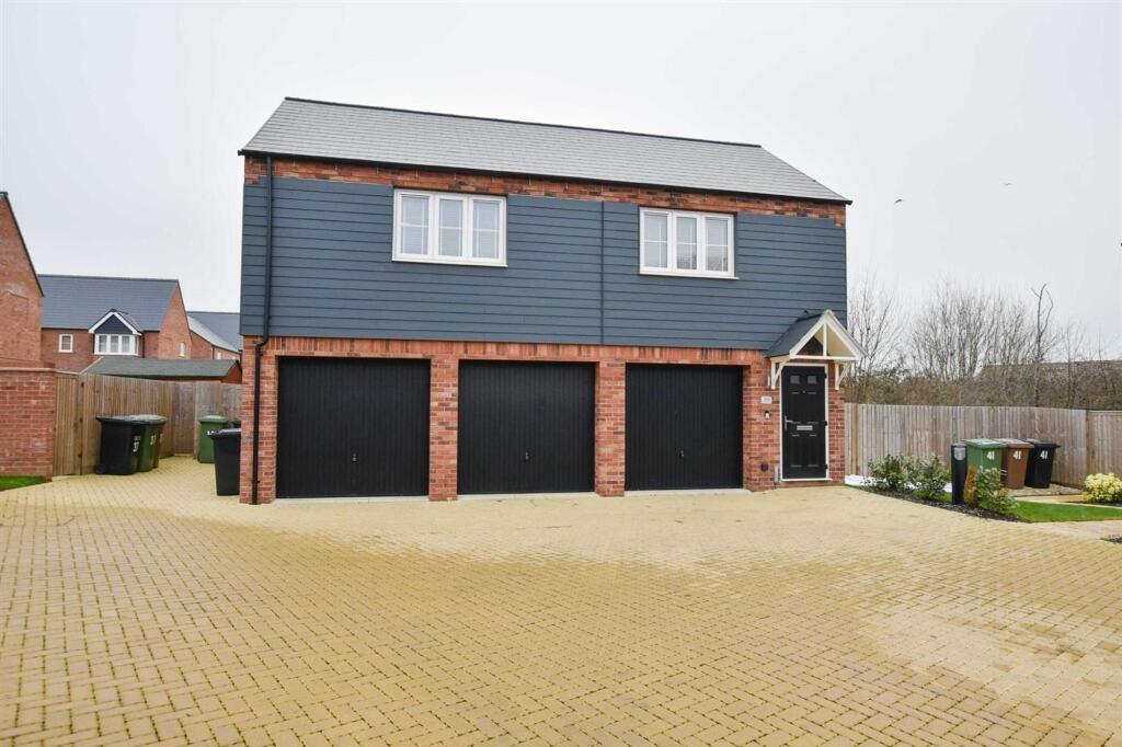 Main image of property: Sulgrave Way, Wellingborough, NN8