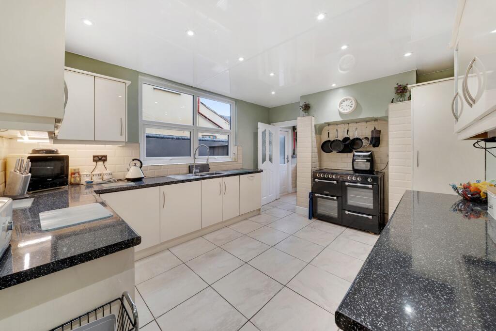 House in Sefton, Liverpool City Region - View 4