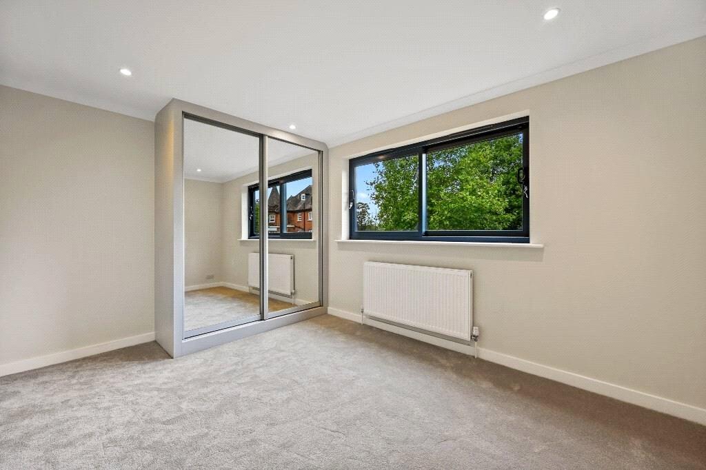 House in London, Willesden Green, Mapesbury - View 5