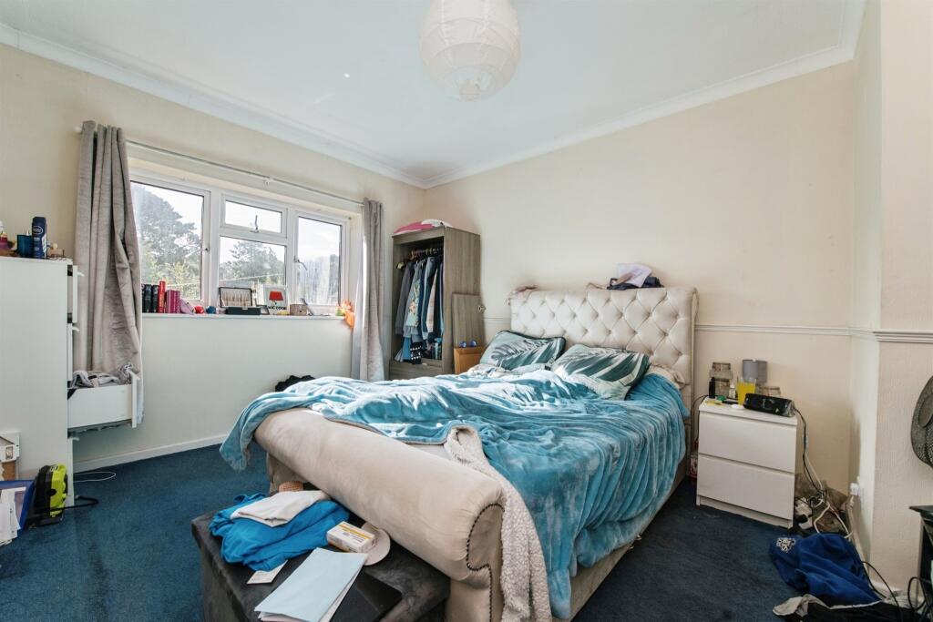Apartment in Exeter - View 4