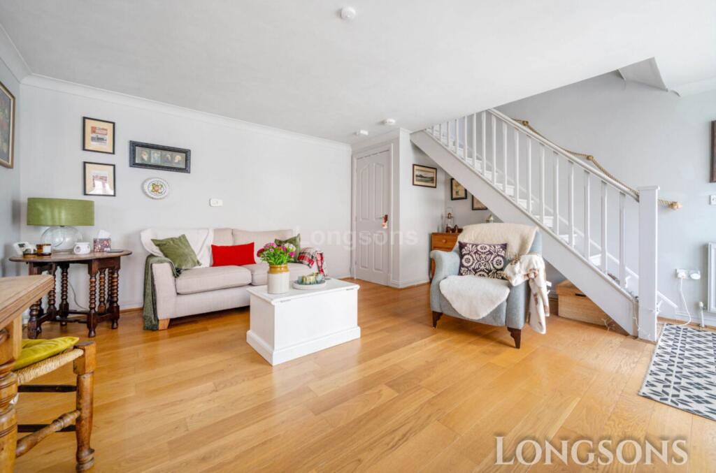 Lynn Mews, Lynn Street photo 3