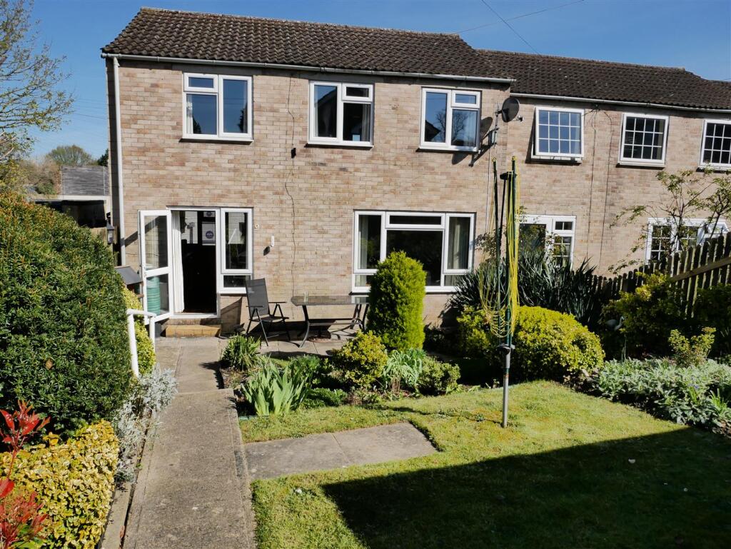 Main image of property: London Road, Calne