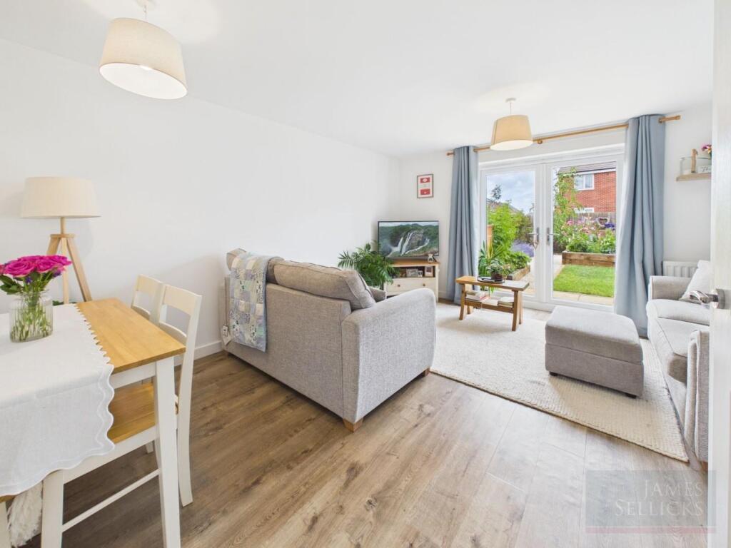 House in Harborough, Great Glen - View 2
