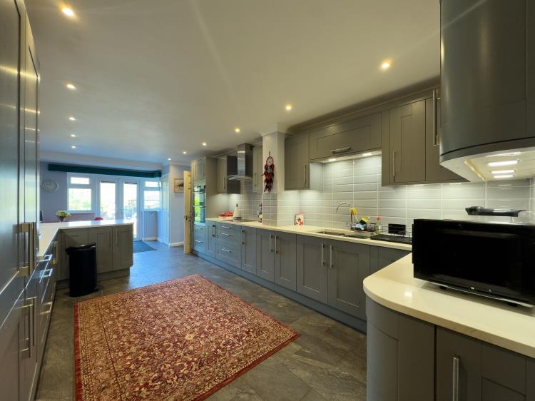 House in Felixstowe, Old Felixstowe - View 3