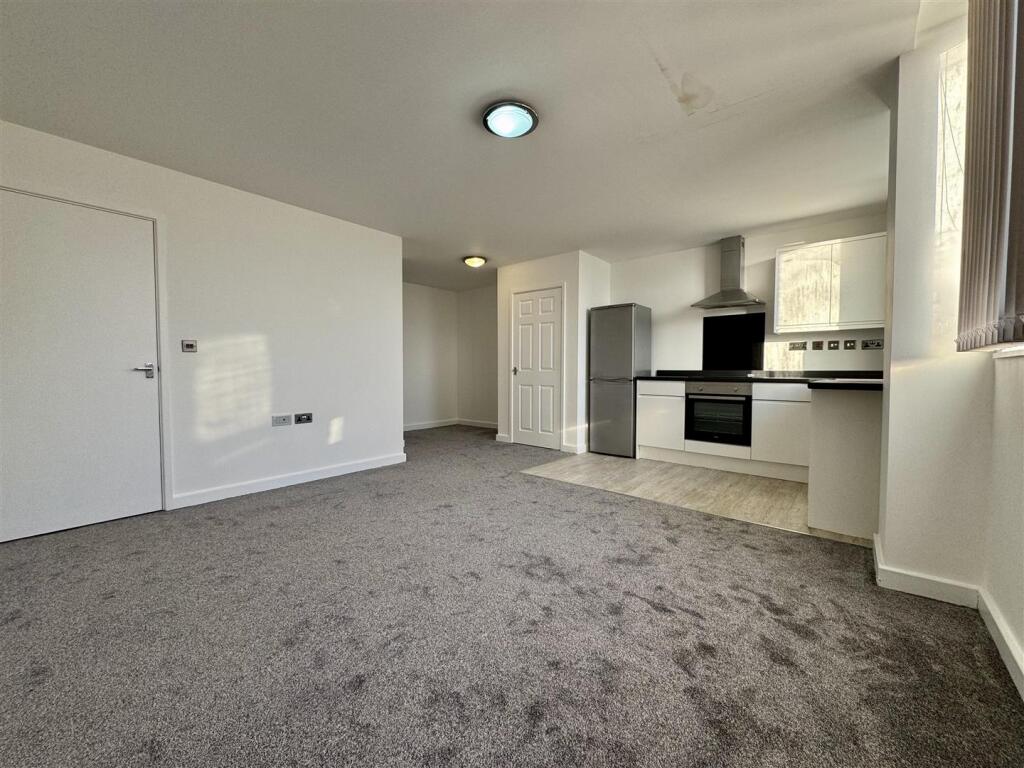 Main image of property: 57 Priestgate, Peterborough