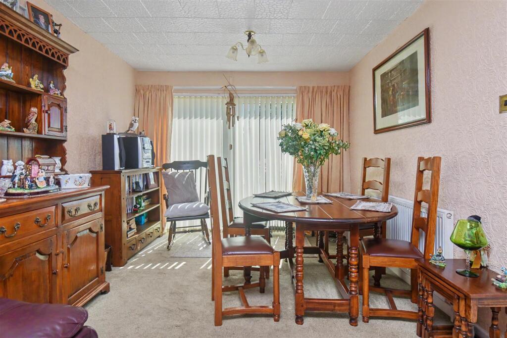 NN17 Finch Hatton Drive, Gretton - View 5