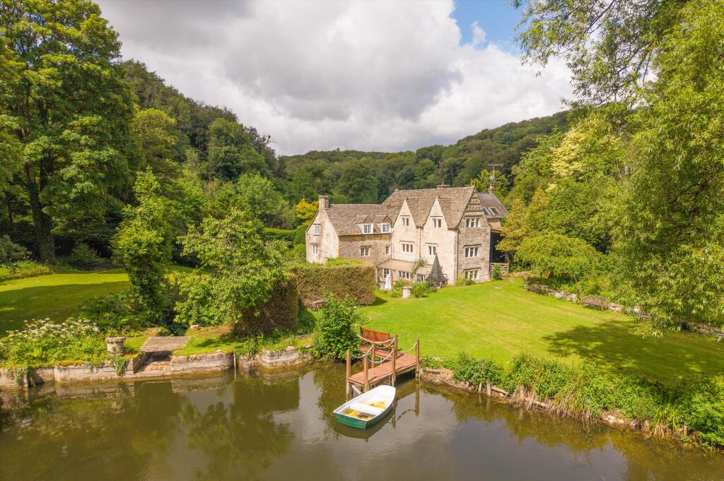 Main image of property: Frampton Mansell, Stroud, Gloucestershire GL6