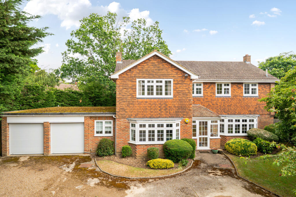 Main image of property: The Garth, Cobham, KT11