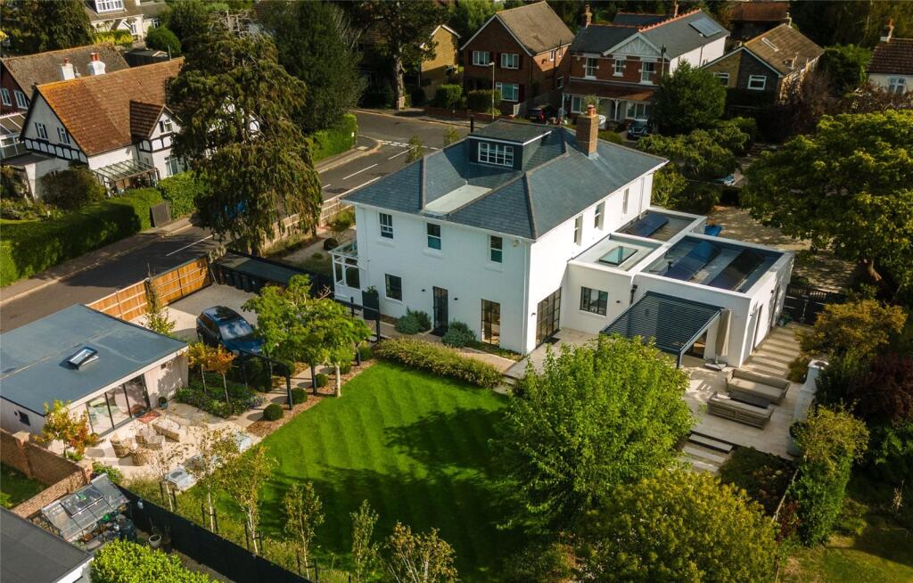 Main image of property: Beach Road, Emsworth, Hampshire, PO10