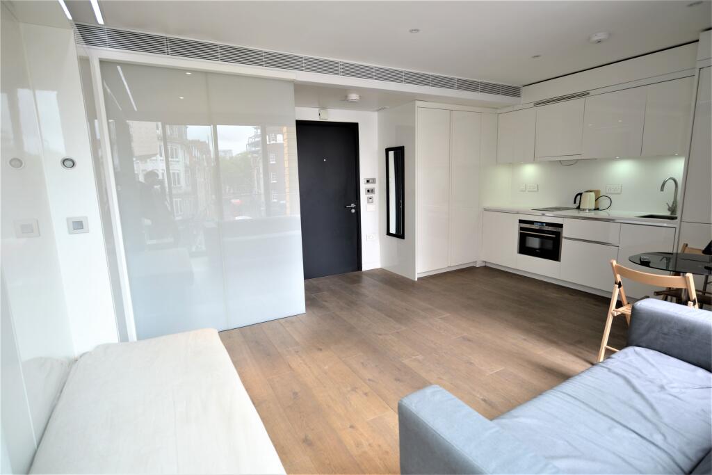 Studio flat for rent