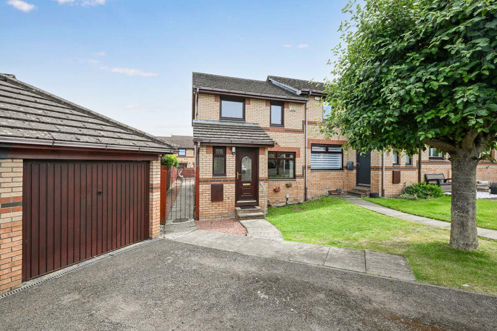 Main image of property: 8 Speedwell Avenue, Danderhall, EH22 1RA
