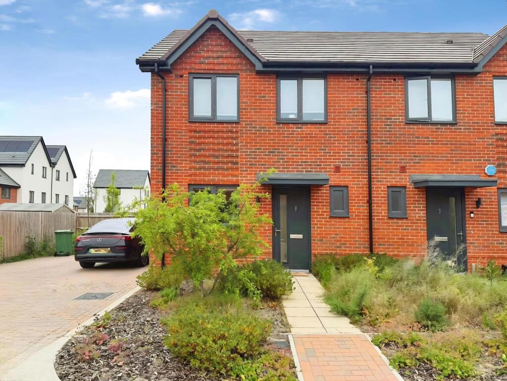 Main image of property: Hunt Way, Crowthorne, Berkshire, RG45