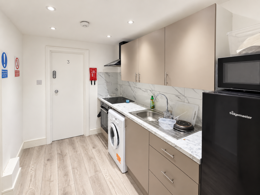 House in Hoddesdon, High Leigh Garden Village - View 4