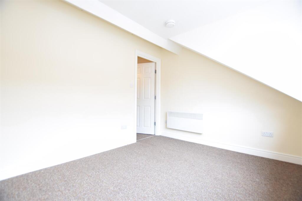 Apartment in York - More