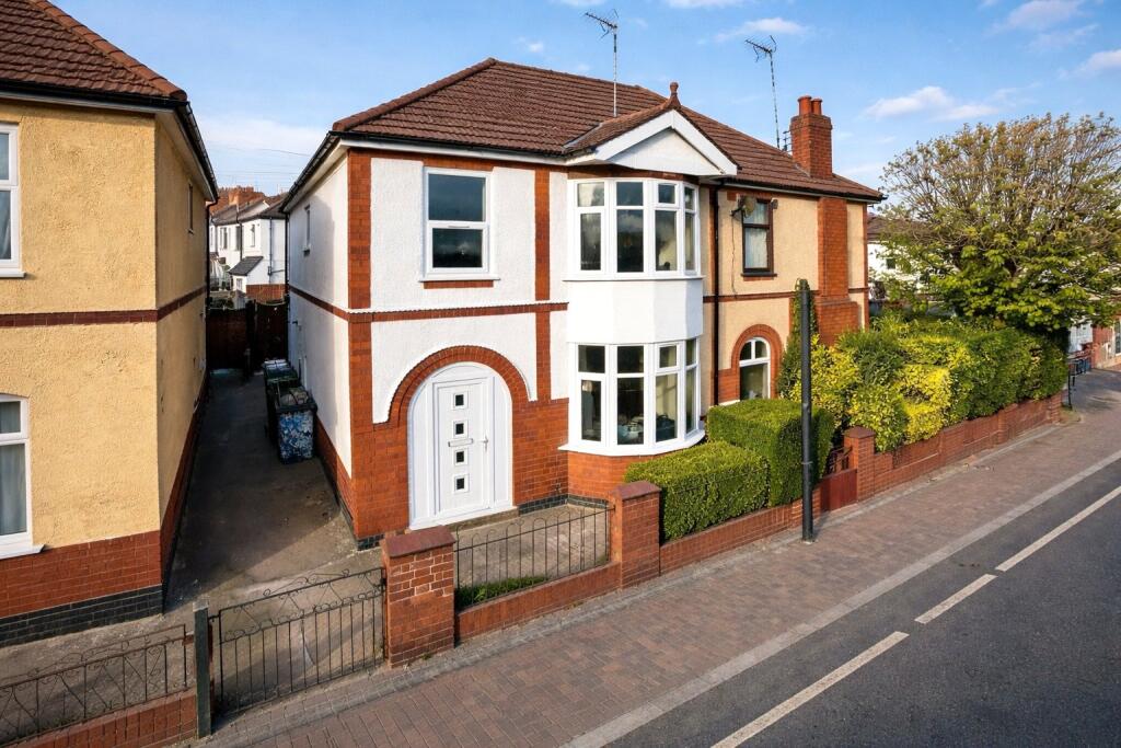 Main image of property: Central Avenue, Nuneaton, Warwickshire, CV11