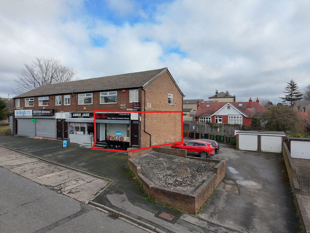 Main image of property: 13 Fairfield Parade, Fairfield Avenue, Heckmondwike, Huddersfield, West Yorkshire, WF16 9NT