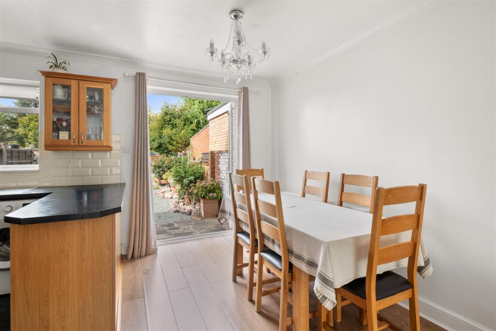 House in London - View 5