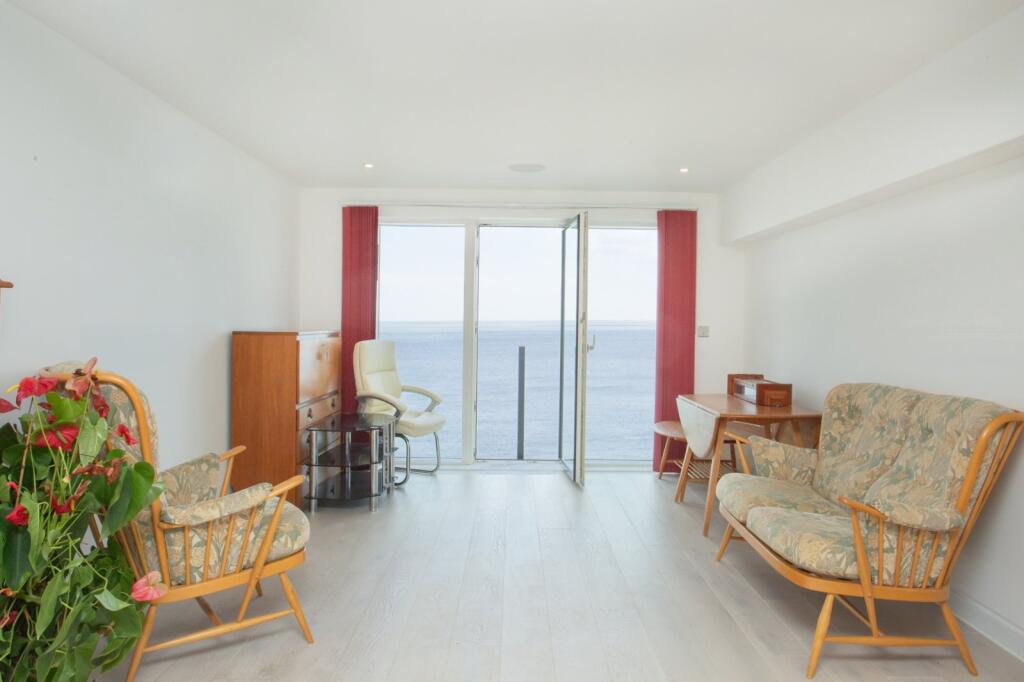 Apartment in Canterbury - More