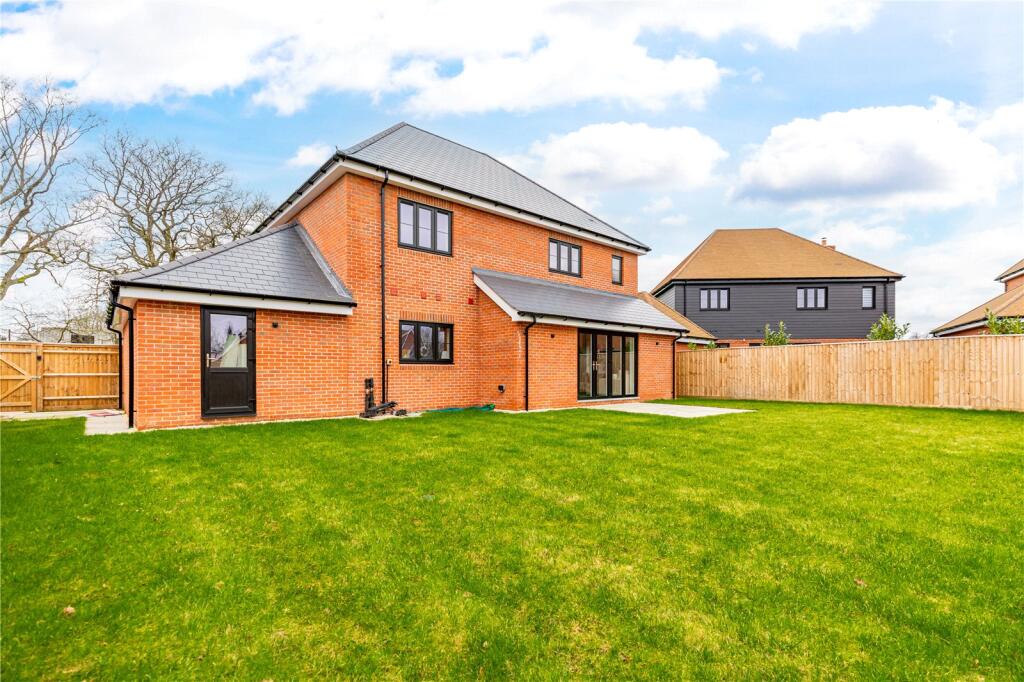 Lilly Wood Lane, Ashford Hill, Thatcham, Hampshire, RG19 photo 4