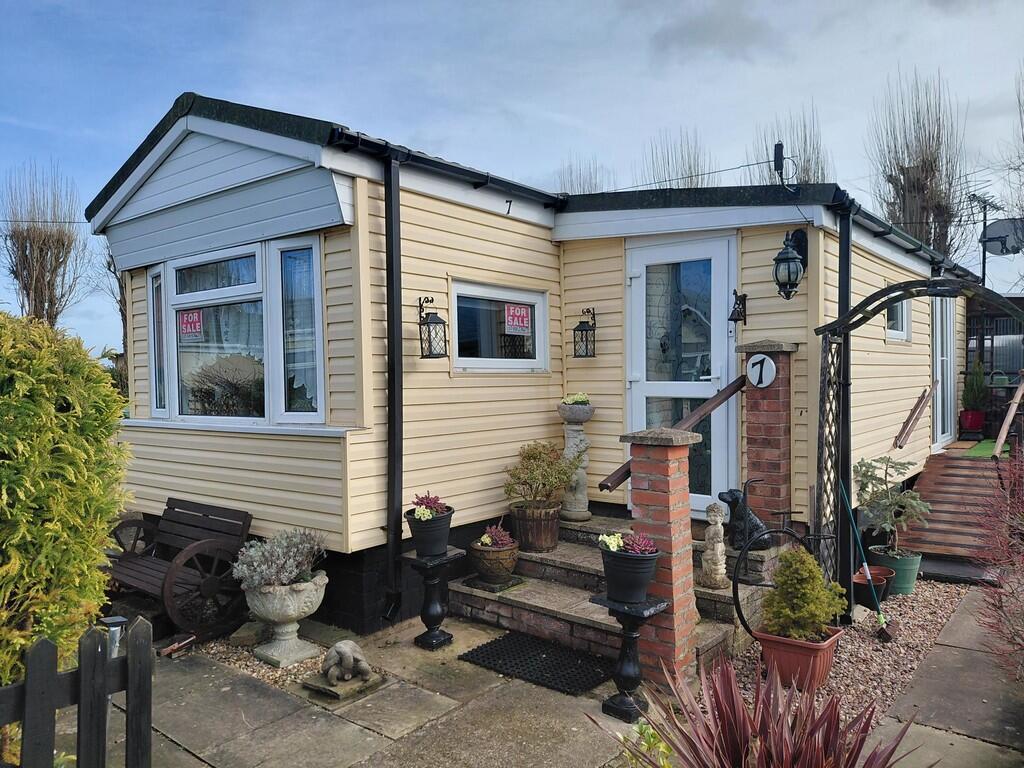 Main image of property: Oundle Road, Weldon