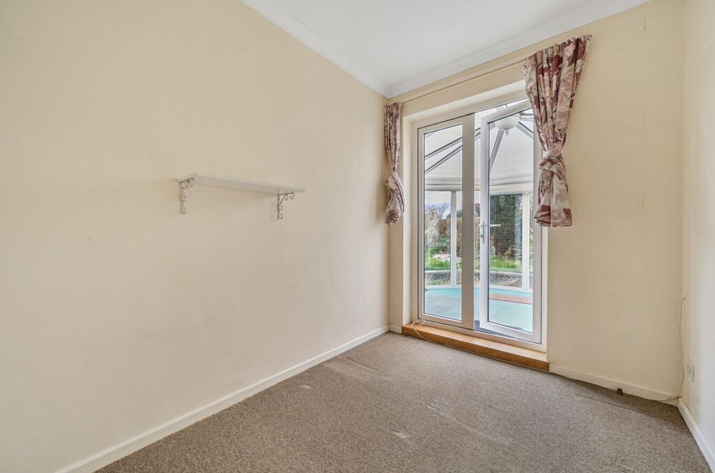 House in Chichester, East Beach, Selsey - More