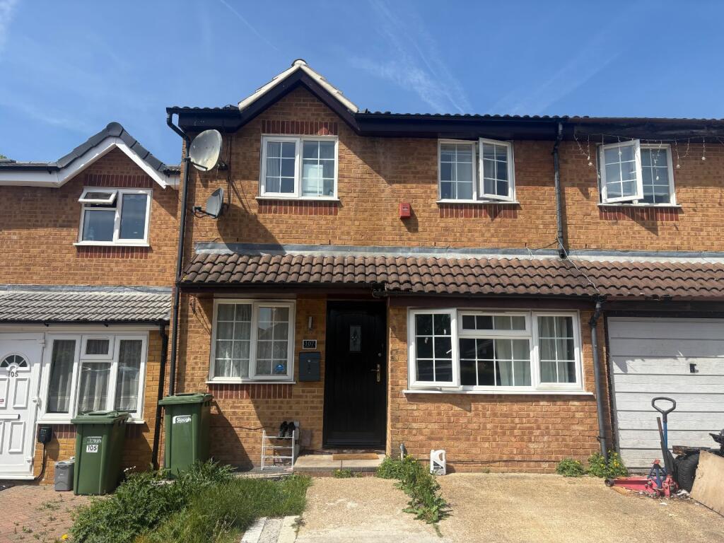 Main image of property: Lowestoft Drive, Slough, Berkshire, SL1