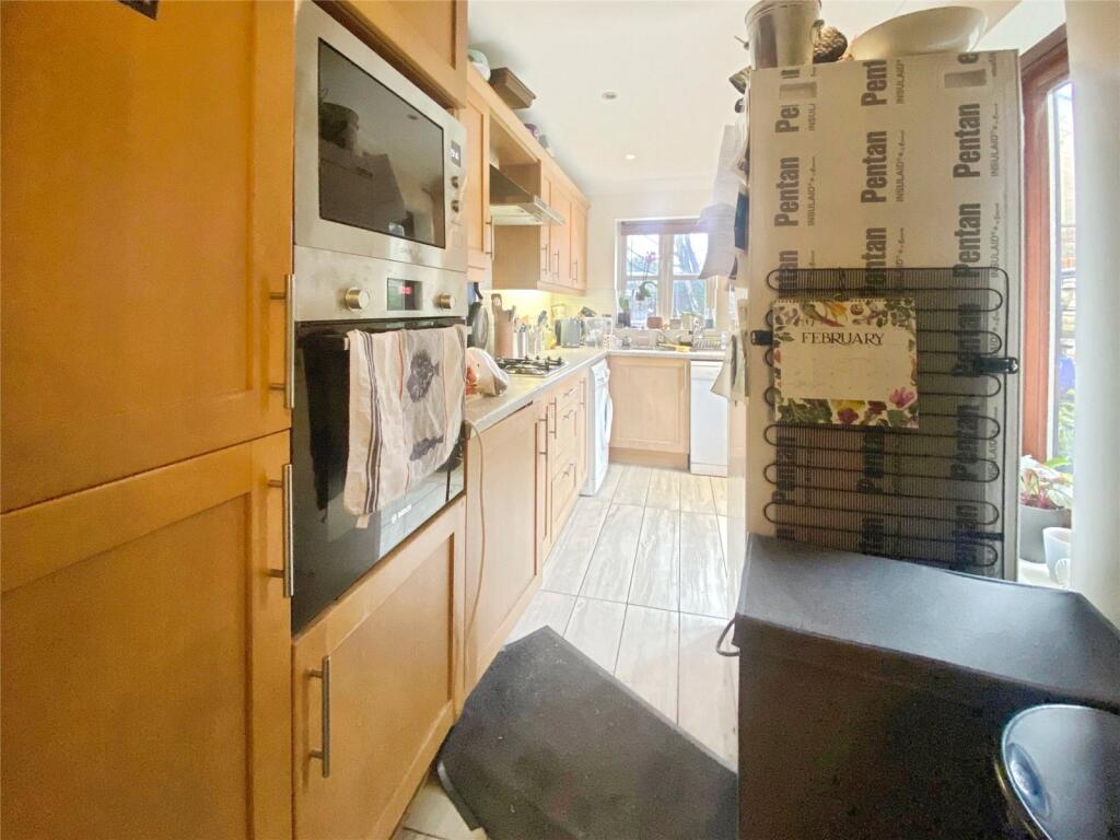 Godesdone Road, Cambridge, Cambridgeshire image 5