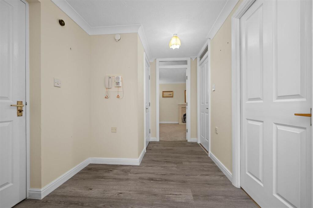 Additional image 6 of Chestnut Walk., Henley-In-Arden