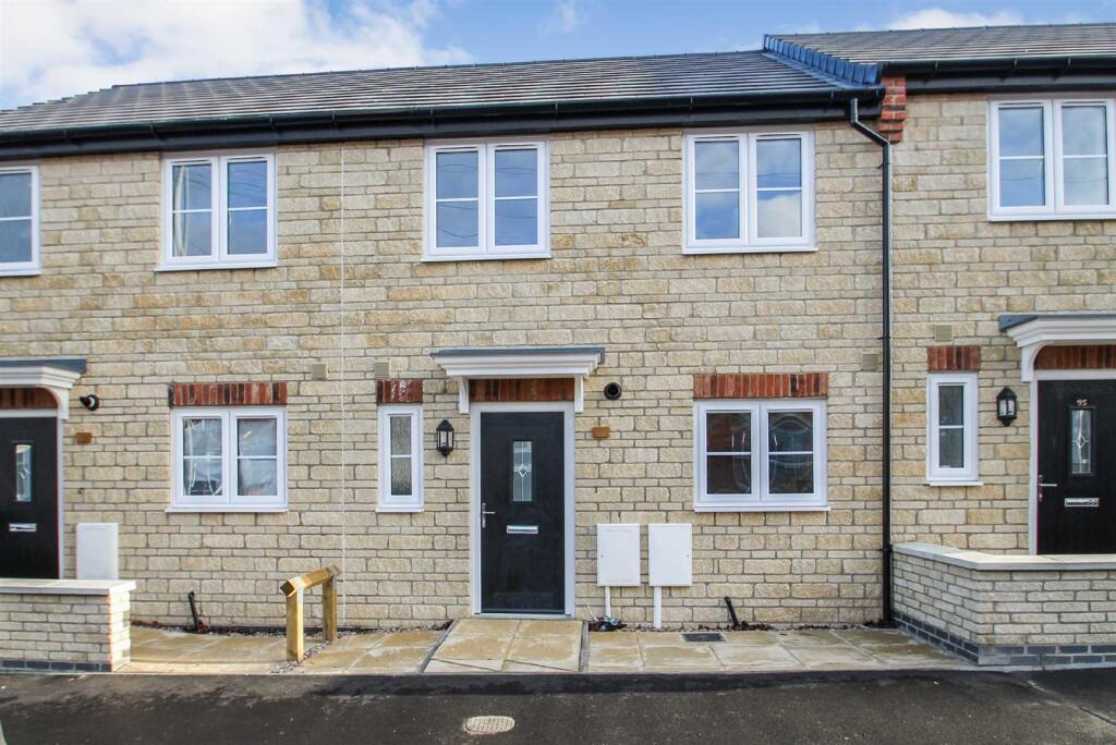 Main image of property: Victoria Street, Irthlingborough