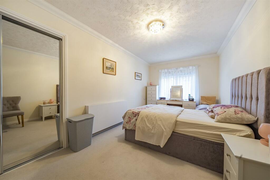 Additional image 4 of Woolmans Lodge, Shirley, Solihull, West Midlands