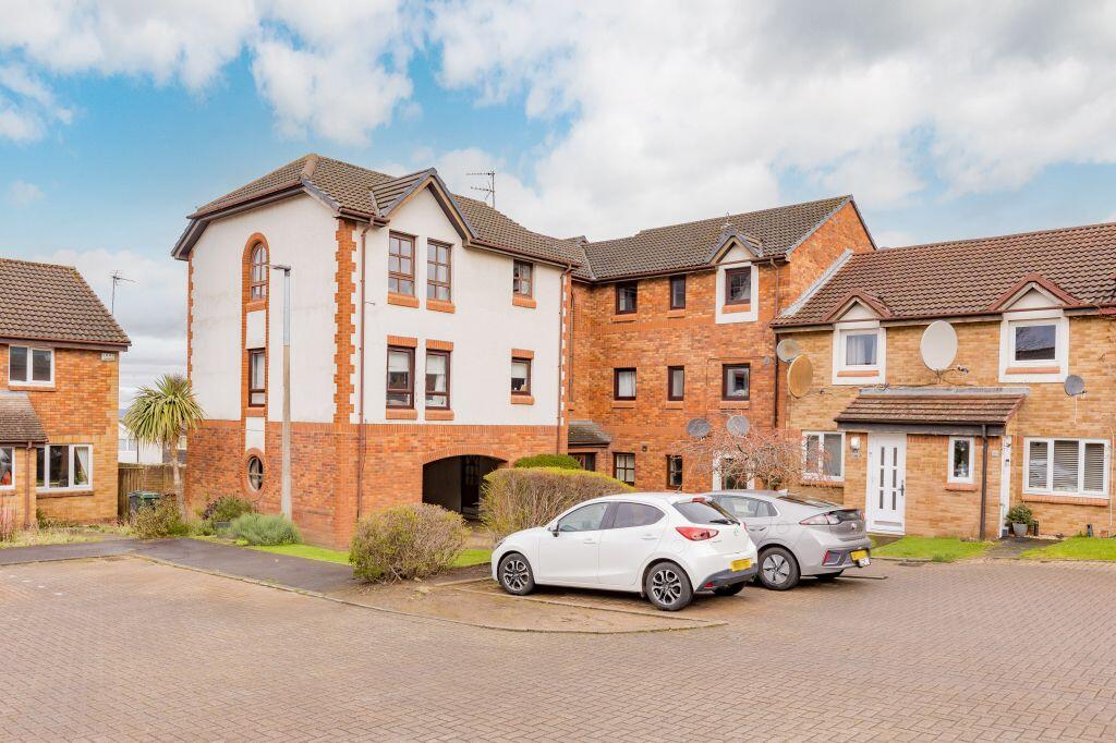 Main image of property: 37/8 Gilmerton Place, Edinburgh, EH17 8TP