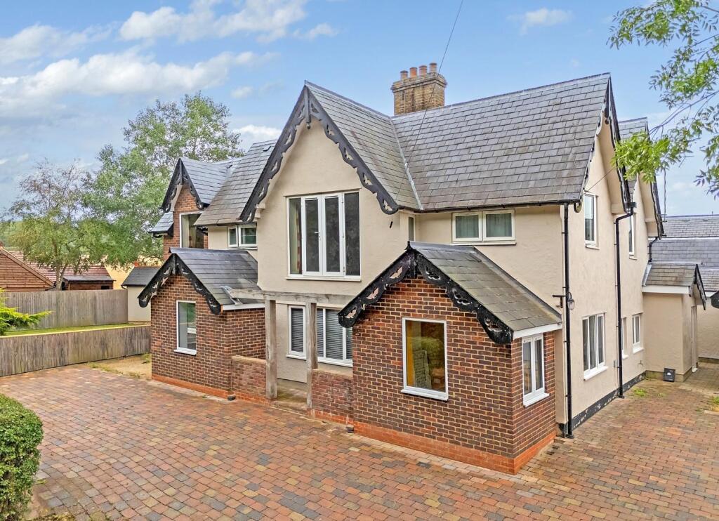 Main image of property: High Wych, Sawbridgeworth