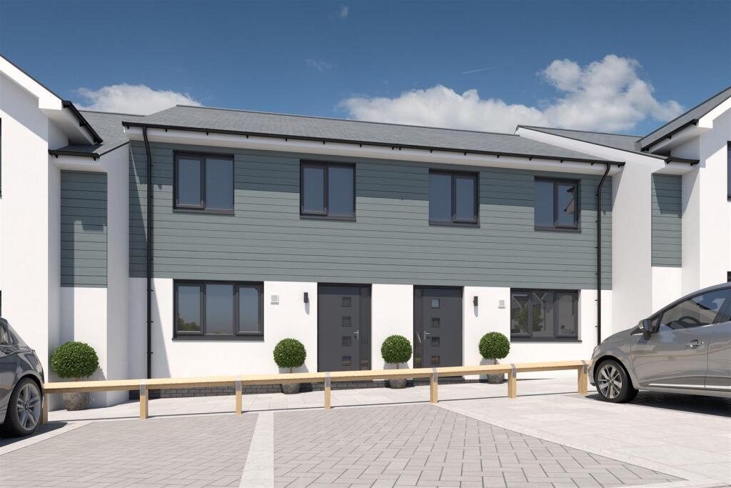 2-bed terraced on Sea View Avenue, Westward Ho!, £279,000
