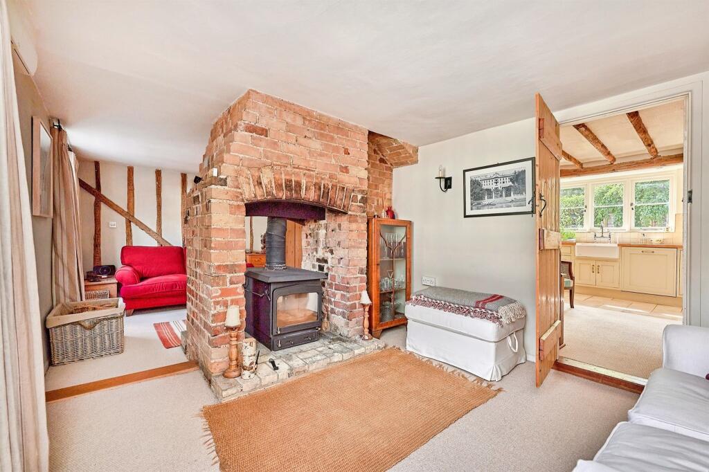 Walden Road, Littlebury, Saffron Walden - View 5