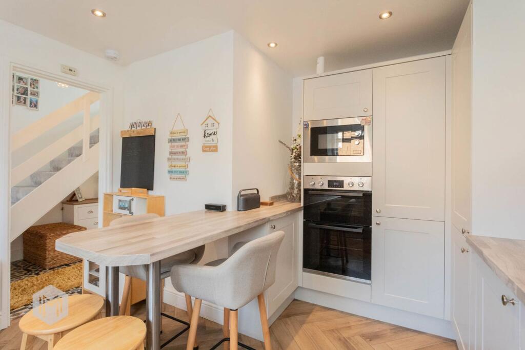 Heather Close, Birchwood, WA3 – pohled 4