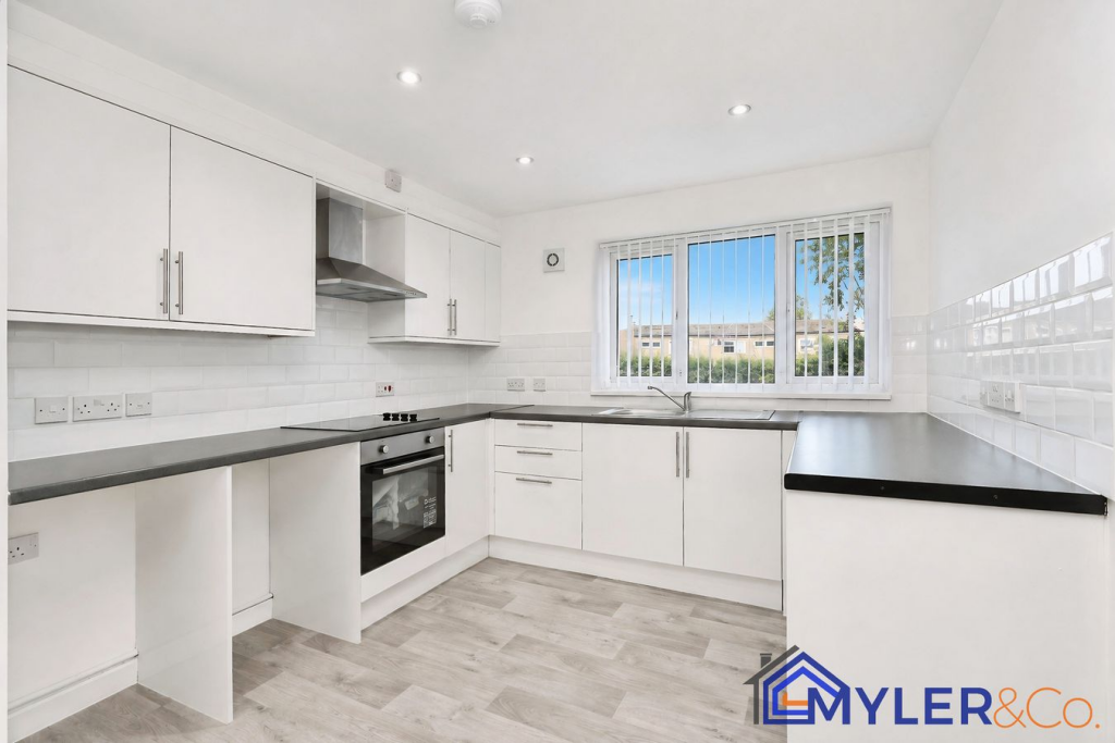 Apartment in Warrington - View 5