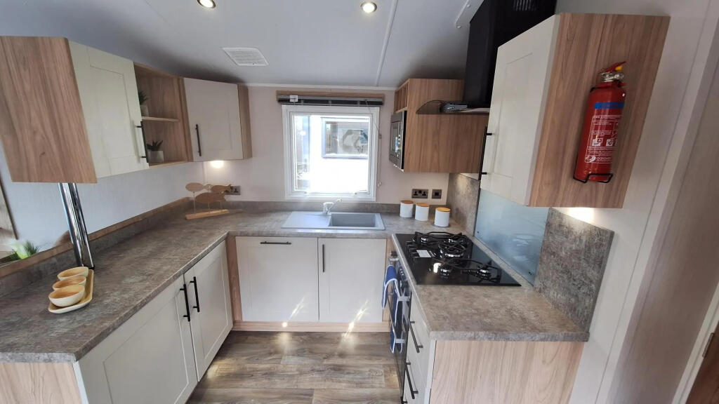 2-bed caravan on Willerby Lamberhurst 2025 Yorkshire Dales Caravan Park, Leyburn, North Yorkshire, DL8, £64,995