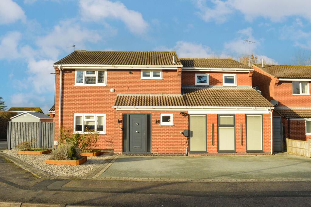 Main image of property: Cottesmore Avenue, Oadby, Leicester