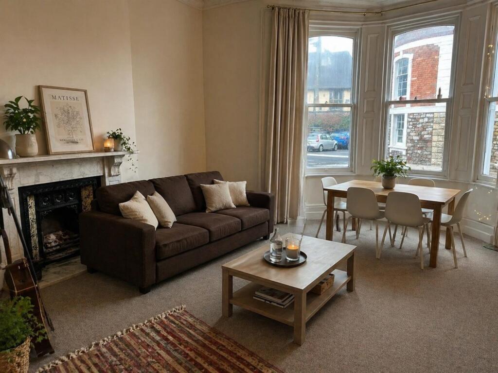 5 bedroom flat for rent