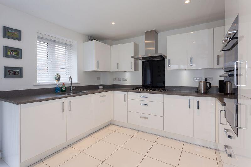 Loachbrook Farm Way, Congleton photo 2