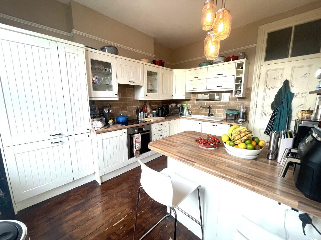 Main image of property: Southbourne Road, Bournemouth, BH6