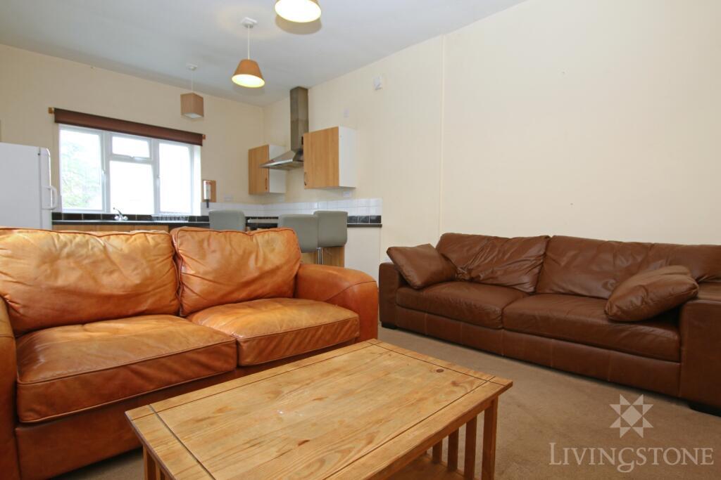 Main image of property: London Rd, LE2 0PF