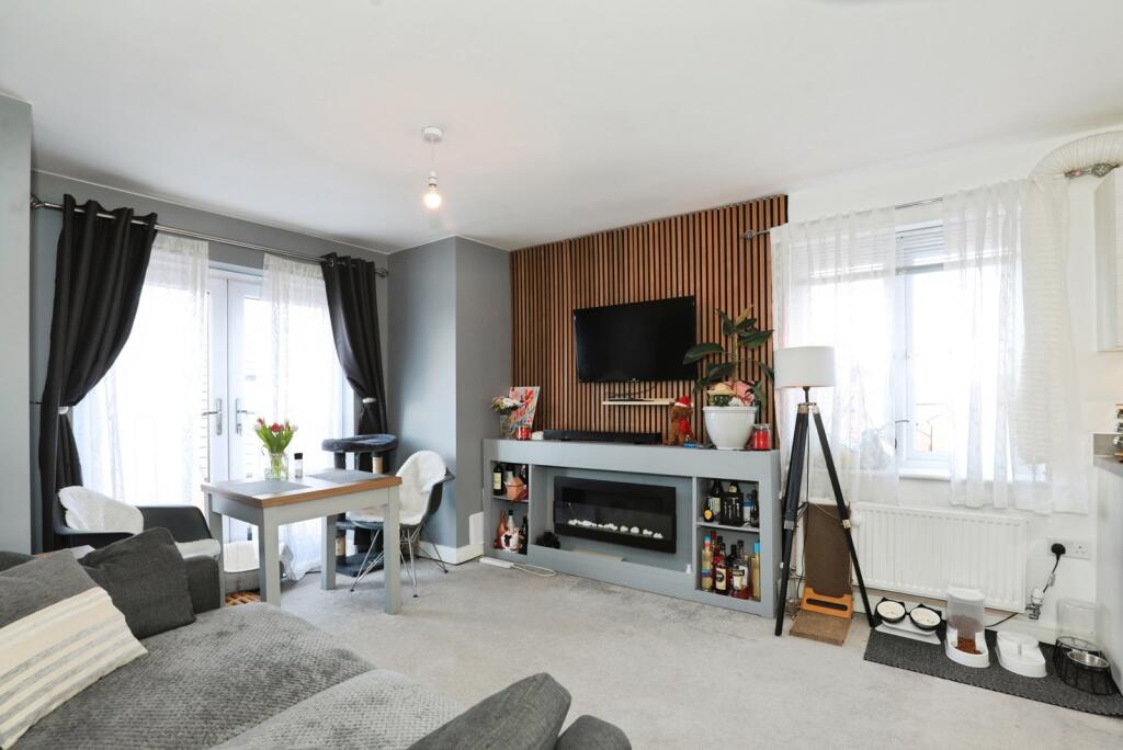 Samuel Armstrong Way, CREWE, Cheshire, CW1 photo 3