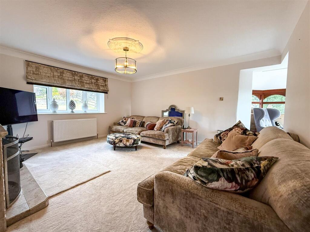 House in Congleton, Cheshire East - View 4
