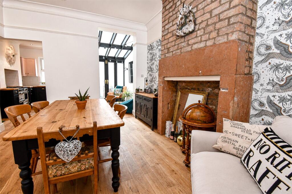 House in Birkenhead, Egerton Park - View 3