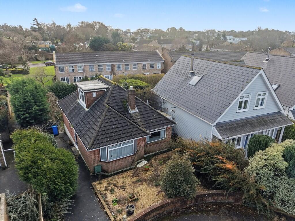 Woodstock Road, Poole - View 2