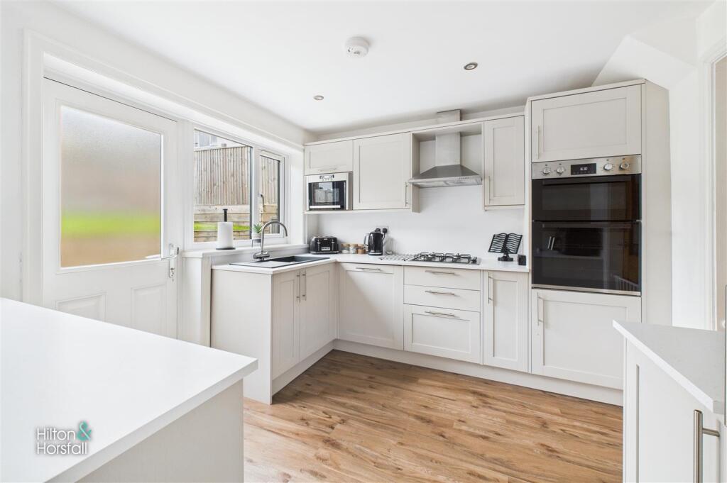 House in Pendle, Ball Grove, Trawden Forest - View 6