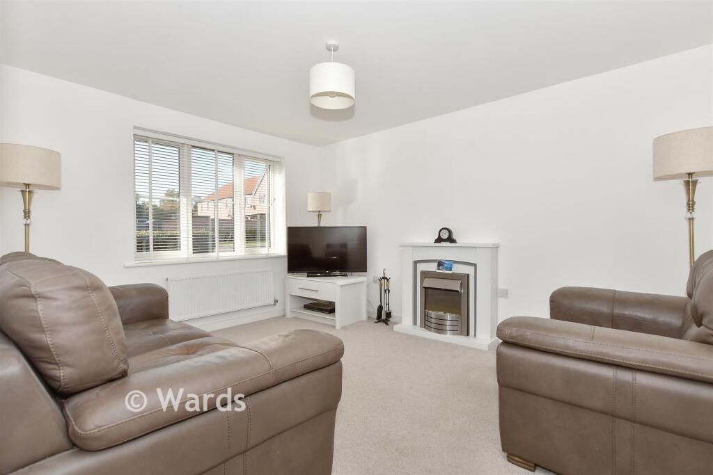4-bed detached on Watling Drive, Newington, Sittingbourne, Kent, £475,000