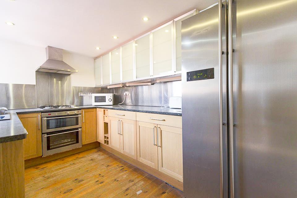 House in Newcastle upon Tyne - View 2